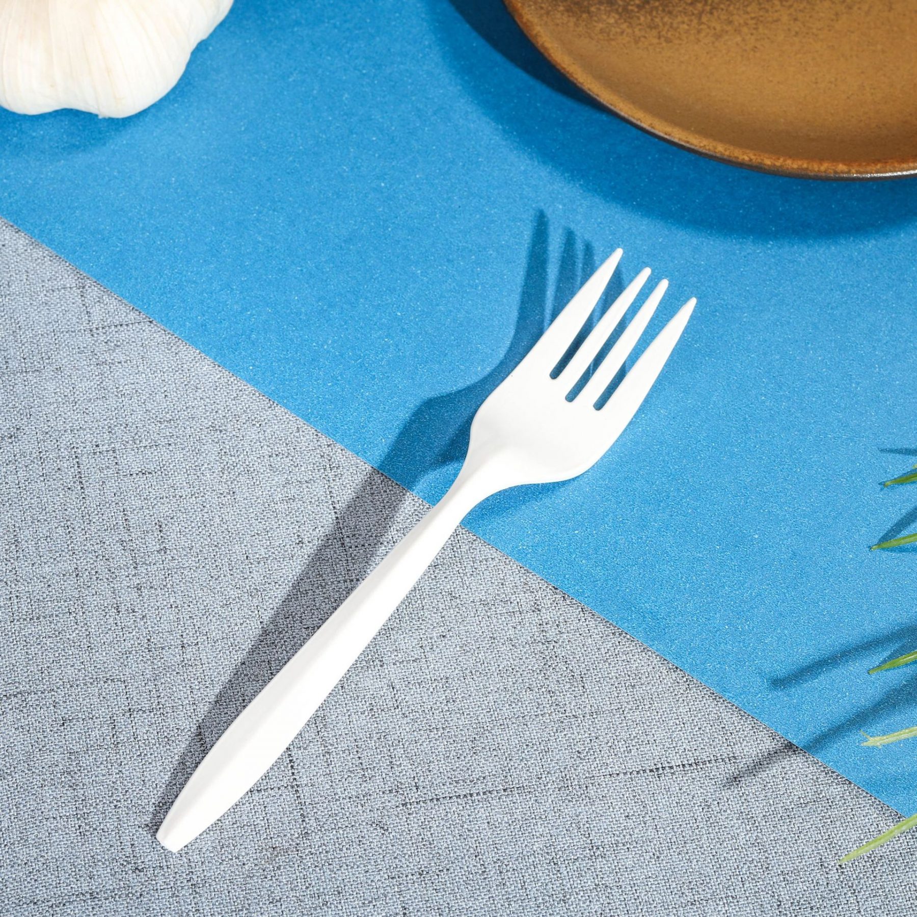 Plastic cutlery manufacturers, disposable cutlery supplier, disposable